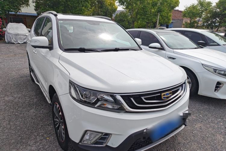 Used Geely Auto Vision X6 2016 1.3T CVT Flagship Model Front Right 45 Deg