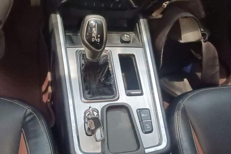 Used Geely Auto Vision X6 2016 1.3T CVT Flagship Model Gear Lever