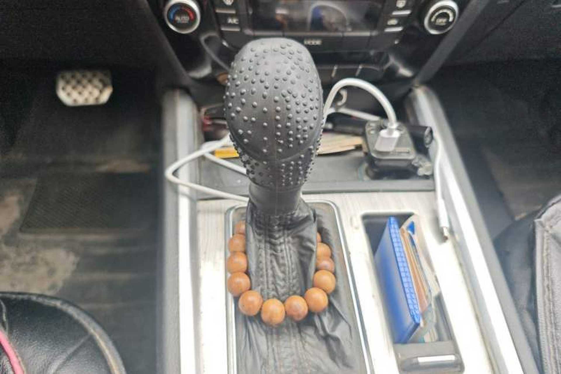 Used Geely Auto Vision X6 2016 1.3T CVT Luxury Model Gear Lever