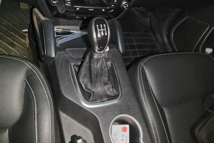 Used Geely Auto Vision X6 2016 1.8L Manual Luxury Model Gear Lever