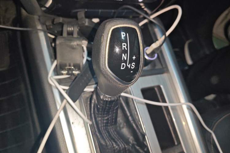 Used Geely Auto Vision X6 2016 1.3T CVT Flagship Model Gear Lever