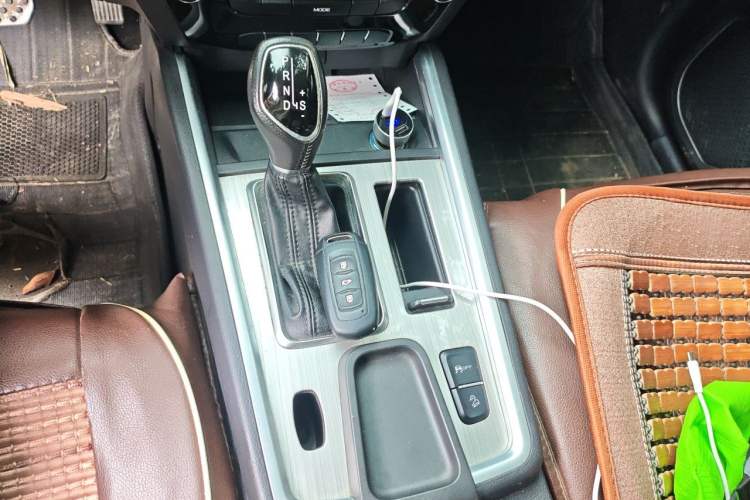 Used Geely Auto Vision X6 2016 1.3T CVT Luxury Model Gear Lever