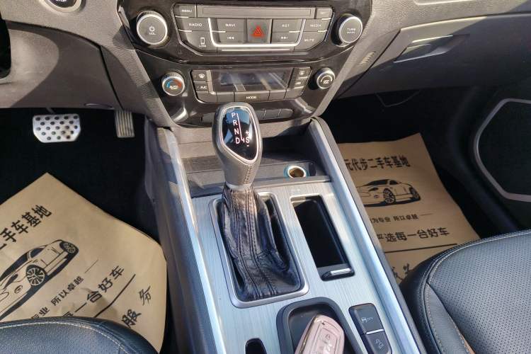 Used Geely Auto Vision X6 2016 1.3T CVT Luxury Model Gear Lever