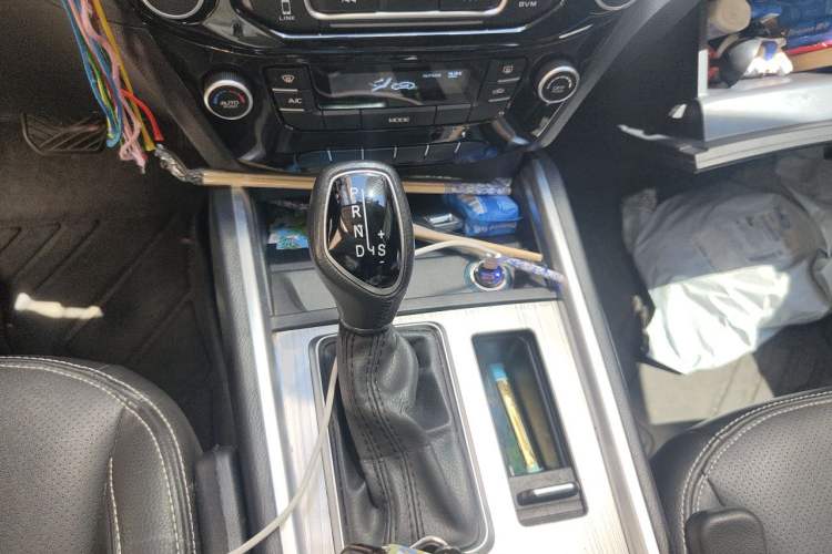 Used Geely Auto Vision X6 2016 1.3T CVT Luxury Model Gear Lever