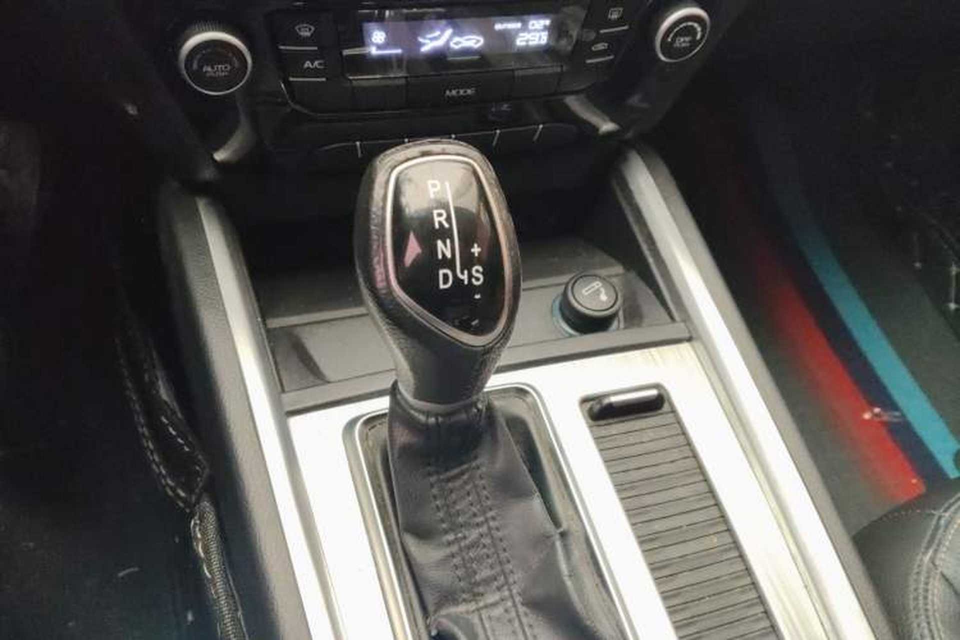 Used Geely Auto Vision X6 2016 1.3T CVT Luxury Model Gear Lever