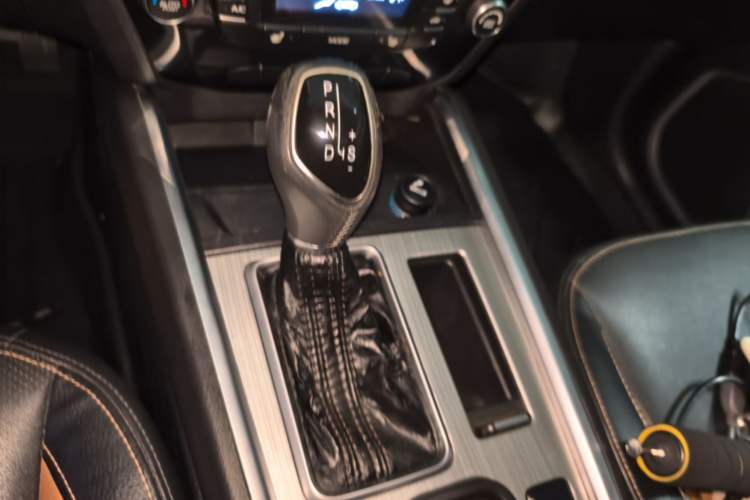 Used Geely Auto Vision X6 2016 1.3T CVT Flagship Model Gear Lever