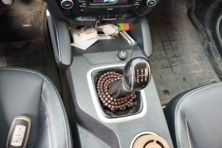 Used Geely Auto Vision X6 2016 1.8L Manual Luxury Model Gear Lever