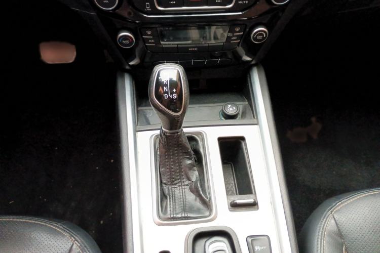 Used Geely Auto Vision X6 2016 1.3T CVT Luxury Model Gear Lever