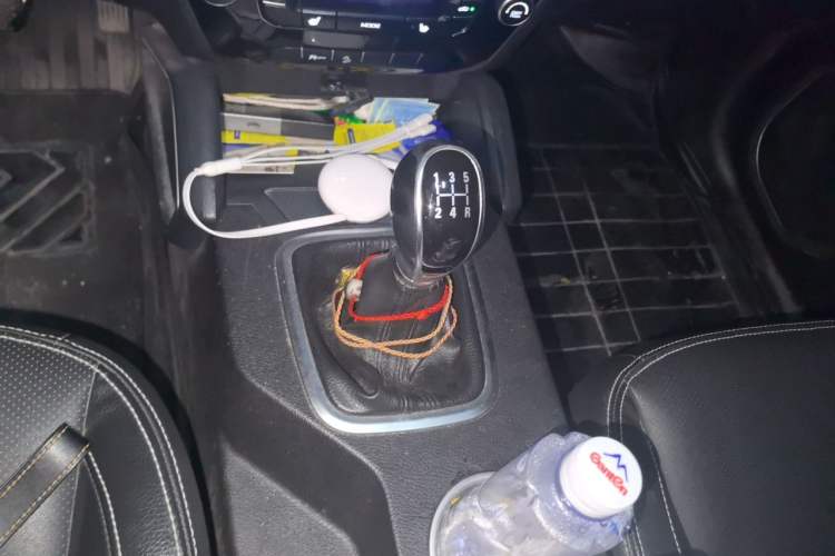Used Geely Auto Vision X6 2016 1.8L Manual Luxury Model Gear Lever