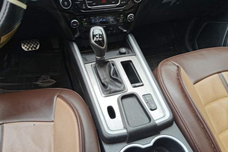 Used Geely Auto Vision X6 2016 1.3T CVT Luxury Model Gear Lever