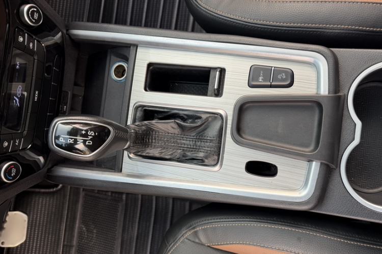 Used Geely Auto Vision X6 2016 1.3T CVT Luxury Model Gear Lever