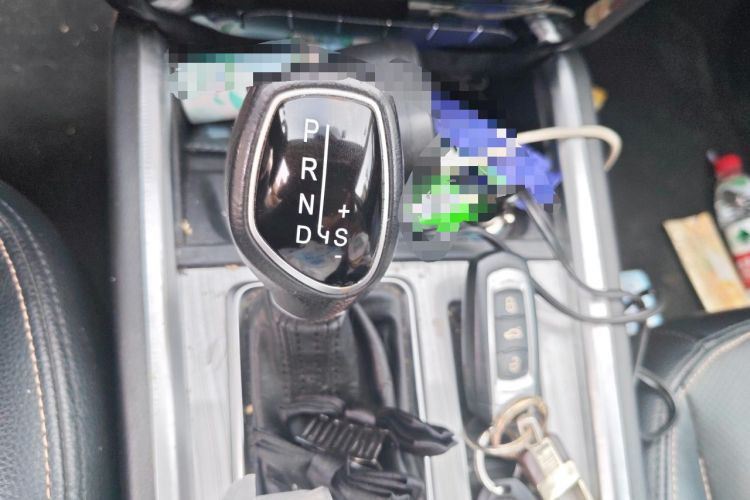 Used Geely Auto Vision X6 2016 1.3T CVT Flagship Model Gear Lever