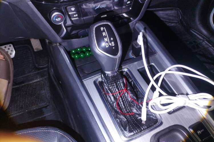 Used Geely Auto Vision X6 2016 1.3T CVT Luxury Model Gear Lever