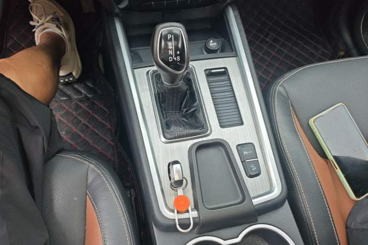 Used Geely Auto Vision X6 2016 1.3T CVT Luxury Model Gear Lever