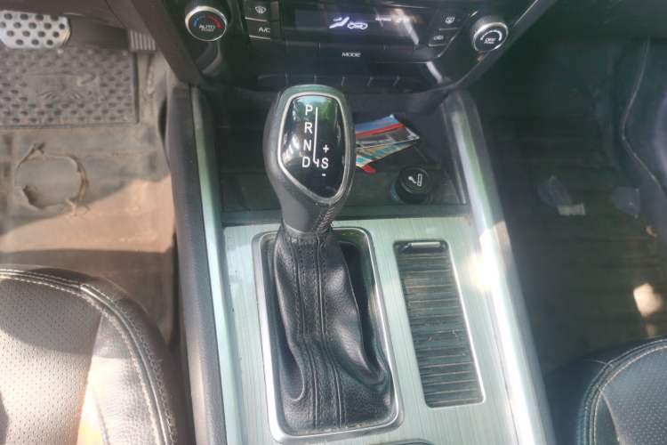 Used Geely Auto Vision X6 2016 1.3T CVT Luxury Model Gear Lever