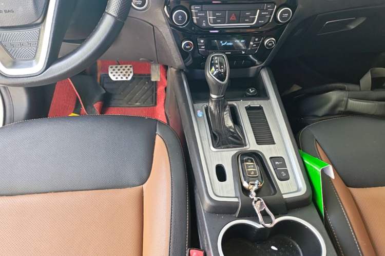 Used Geely Auto Vision X6 2016 1.3T CVT Flagship Model Gear Lever