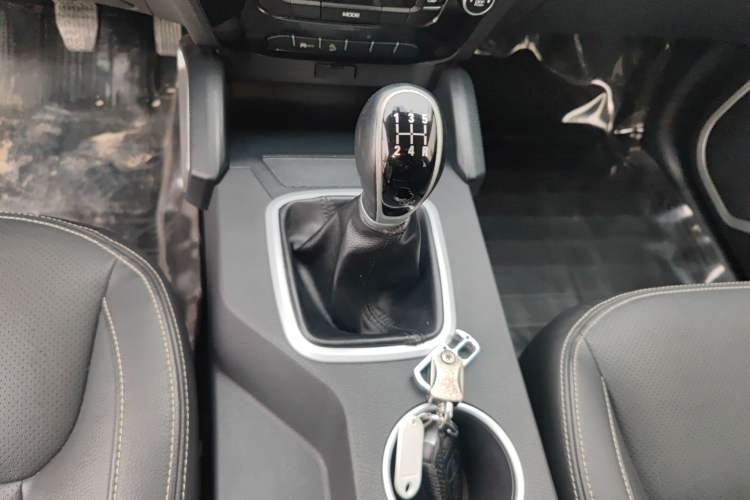 Used Geely Auto Vision X6 2016 1.8L Manual Luxury Model Gear Lever