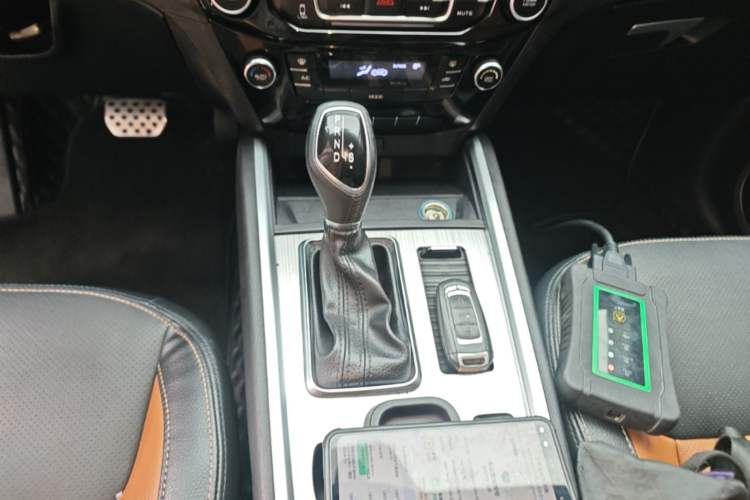 Used Geely Auto Vision X6 2016 1.3T CVT Luxury Model Gear Lever