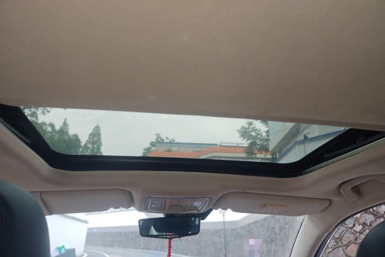 Used Geely Auto Vision X6 2016 1.3T CVT Flagship Model Headliner