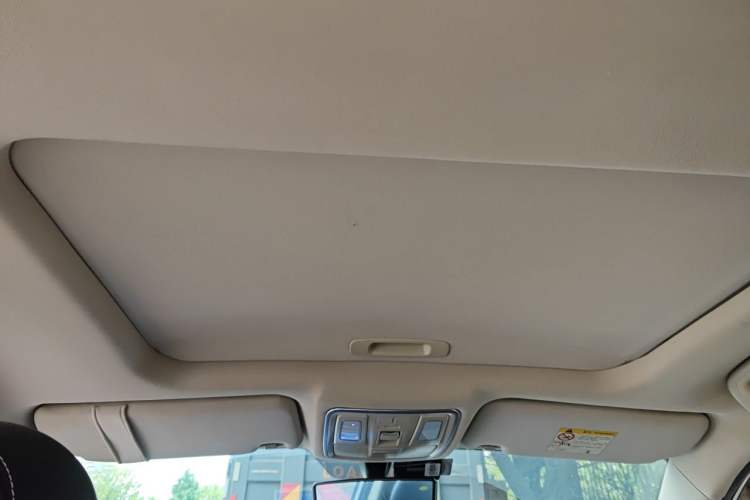 Used Geely Auto Vision X6 2016 1.8L Manual Luxury Model Headliner