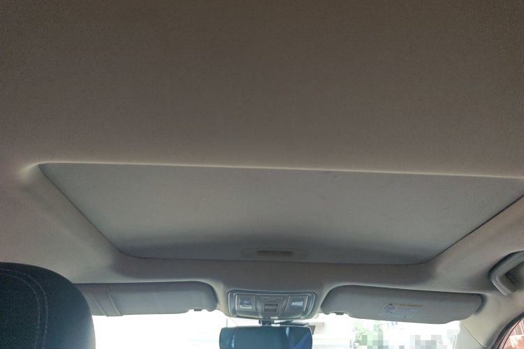 Used Geely Auto Vision X6 2016 1.8L Manual Luxury Model Headliner