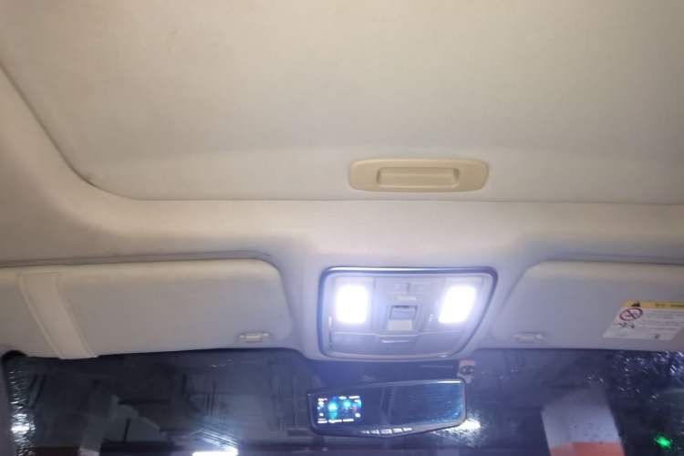Used Geely Auto Vision X6 2016 1.3T CVT Flagship Model Headliner