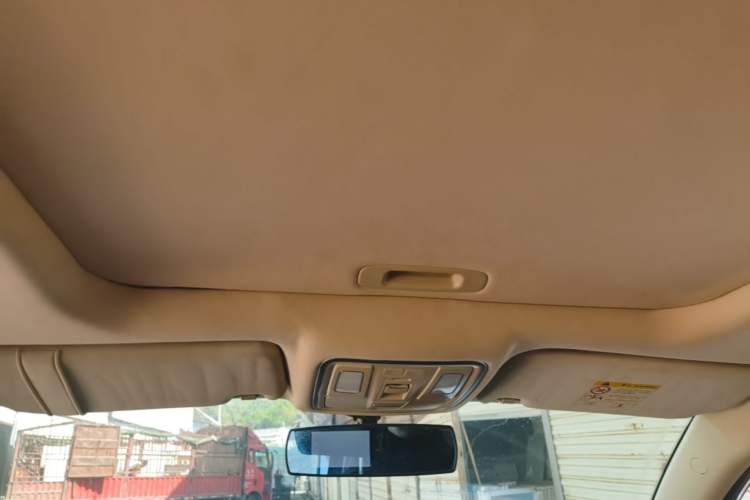 Used Geely Auto Vision X6 2016 1.3T CVT Flagship Model Headliner