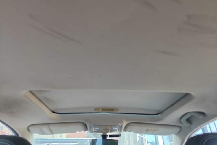 Used Geely Auto Vision X6 2016 1.8L Manual Luxury Model Headliner