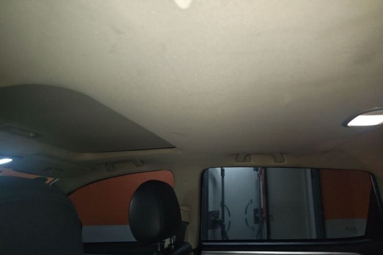 Used Geely Auto Vision X6 2016 1.3T CVT Flagship Model Headliner