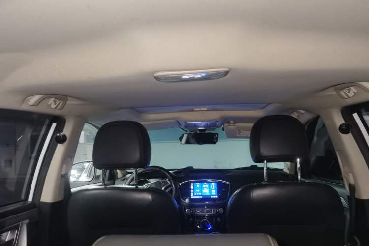 Used Geely Auto Vision X6 2016 1.3T CVT Flagship Model Headliner