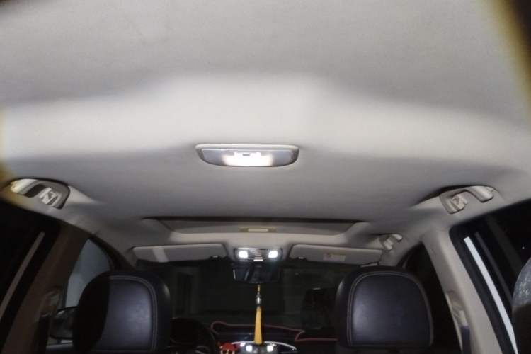 Used Geely Auto Vision X6 2016 1.8L Manual Luxury Model Headliner