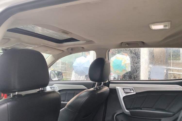 Used Geely Auto Vision X6 2016 1.3T CVT Flagship Model Headliner