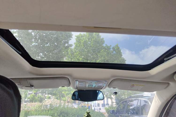 Used Geely Auto Vision X6 2016 1.8L Manual Luxury Model Headliner