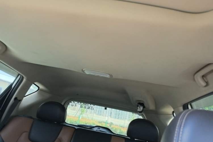Used Geely Auto Vision X6 2016 1.3T CVT Luxury Model Headliner