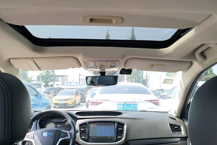 Used Geely Auto Vision X6 2016 1.8L Manual Luxury Model Headliner