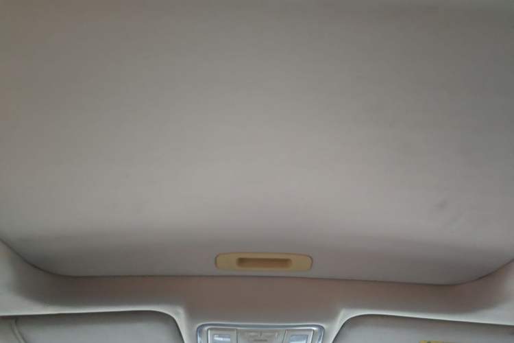 Used Geely Auto Vision X6 2016 1.8L Manual Luxury Model Headliner