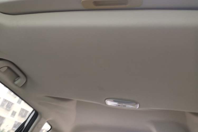 Used Geely Auto Vision X6 2016 1.3T CVT Flagship Model Headliner