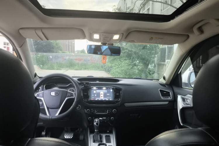 Used Geely Auto Vision X6 2016 1.3T CVT Flagship Model Headliner
