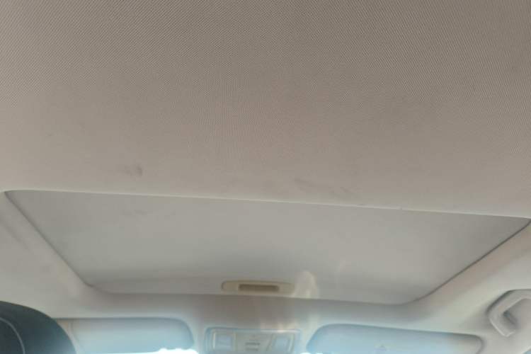 Used Geely Auto Vision X6 2016 1.3T CVT Luxury Model Headliner