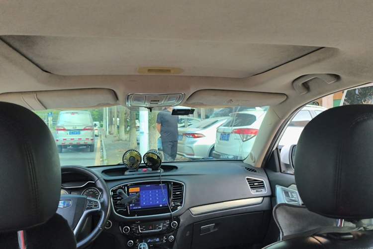 Used Geely Auto Vision X6 2016 1.3T CVT Luxury Model Headliner