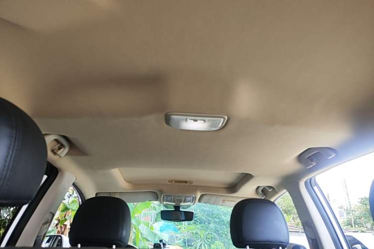 Used Geely Auto Vision X6 2016 1.3T CVT Luxury Model Headliner
