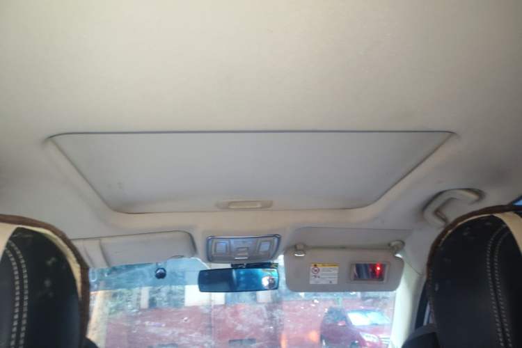 Used Geely Auto Vision X6 2016 1.8L Manual Luxury Model Headliner