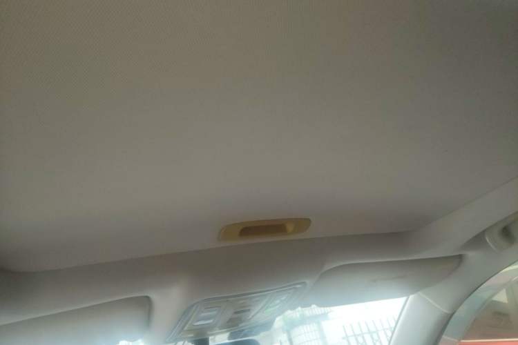 Used Geely Auto Vision X6 2016 1.3T CVT Luxury Model Headliner