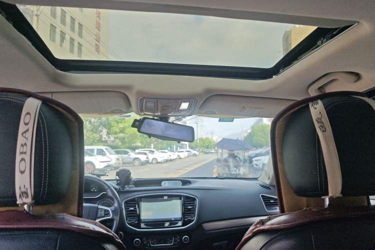 Used Geely Auto Vision X6 2016 1.8L Manual Luxury Model Headliner