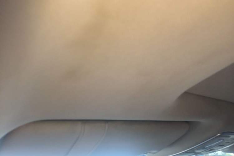Used Geely Auto Vision X6 2016 1.8L Manual Luxury Model Headliner