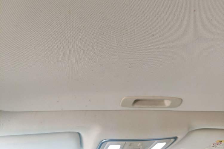 Used Geely Auto Vision X6 2016 1.8L Manual Luxury Model Headliner