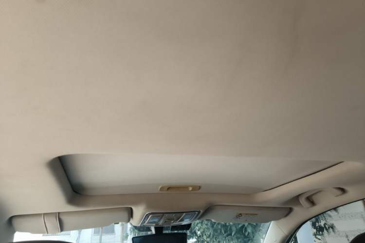 Used Geely Auto Vision X6 2016 1.8L Manual Luxury Model Headliner