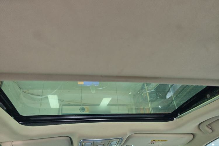 Used Geely Auto Vision X6 2016 1.3T CVT Luxury Model Headliner