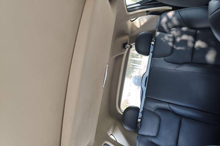 Used Geely Auto Vision X6 2016 1.8L Manual Luxury Model Headliner