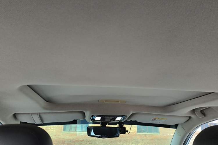 Used Geely Auto Vision X6 2016 1.3T CVT Flagship Model Headliner